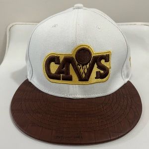Cavs Snapback Hat White